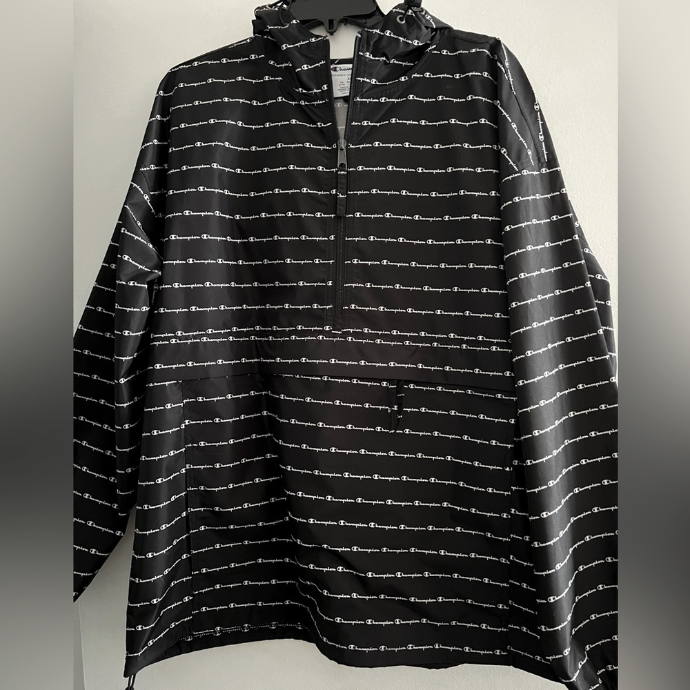 Champion lightweight 1/2 zip pullover rain / windbreaker logo coat men's XL